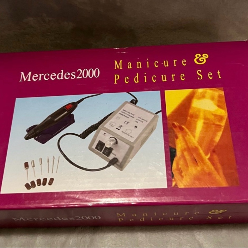 Manicure & Pedicure Set - Pink